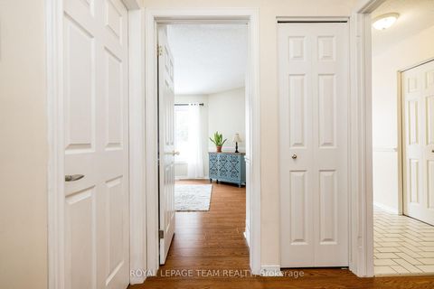 Photo 24 at 14 - 27 Pine Needles Court, Stittsville (Central), Stittsville