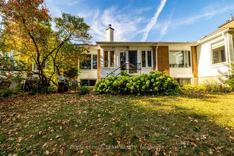 Photo 33 at 14 - 27 Pine Needles Court, Stittsville (Central), Stittsville