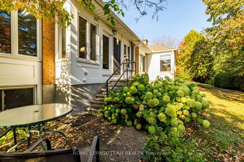 Photo 35 at 14 - 27 Pine Needles Court, Stittsville (Central), Stittsville