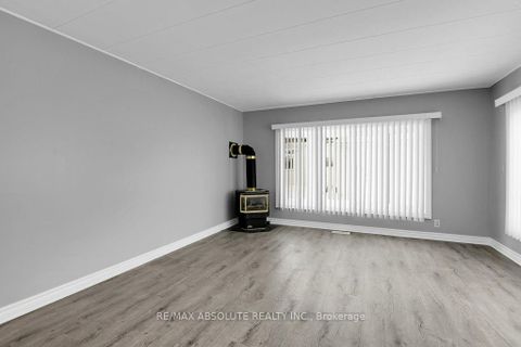 Photo 10 at 95 - 3535 St. Joseph Boulevard, Fallingbrook/Ridgemount, Orleans