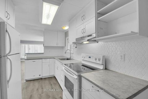 Photo 18 at 95 - 3535 St. Joseph Boulevard, Fallingbrook/Ridgemount, Orleans