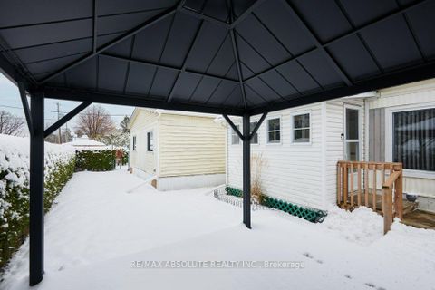 Photo 34 at 95 - 3535 St. Joseph Boulevard, Fallingbrook/Ridgemount, Orleans