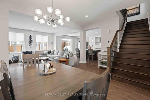 Photo 5 at 58 HACKAMORE Crescent, Goulbourn Twp From Franktown Rd/South To Rideau, Stittsville