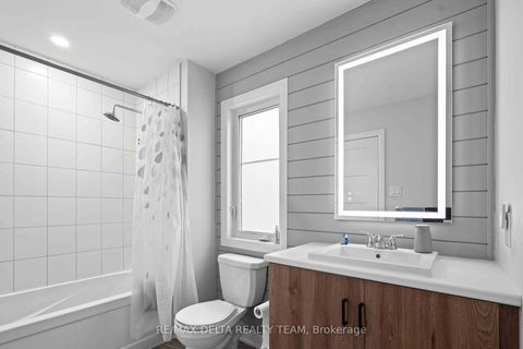 Photo 24 at 58 HACKAMORE Crescent, Goulbourn Twp From Franktown Rd/South To Rideau, Stittsville