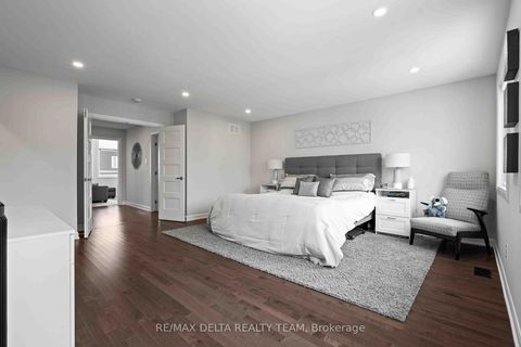 Photo 27 at 58 HACKAMORE Crescent, Goulbourn Twp From Franktown Rd/South To Rideau, Stittsville