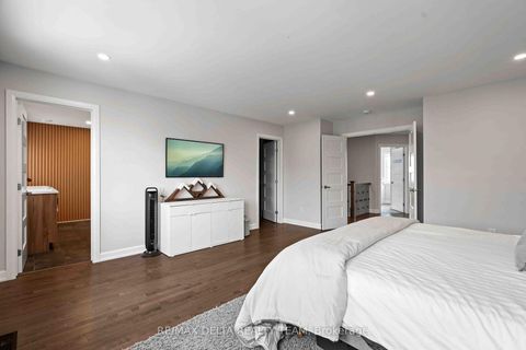 Photo 29 at 58 HACKAMORE Crescent, Goulbourn Twp From Franktown Rd/South To Rideau, Stittsville