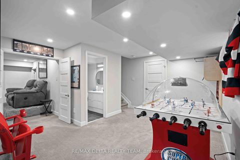 Photo 40 at 58 HACKAMORE Crescent, Goulbourn Twp From Franktown Rd/South To Rideau, Stittsville