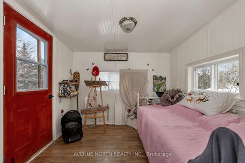 Photo 10 at 206 Wellington Street W, Merrickville