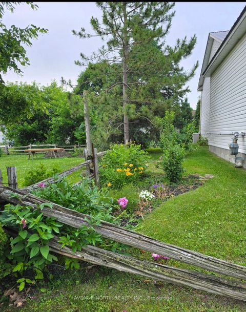 Photo 39 at 206 Wellington Street W, Merrickville