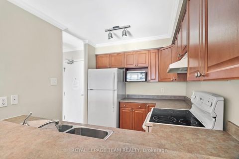 Photo 4 at 307 - 16 Sheffield Street, Arnprior