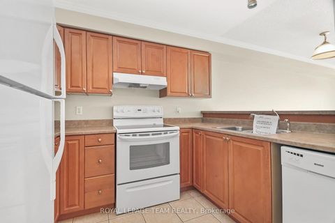 Photo 5 at 307 - 16 Sheffield Street, Arnprior