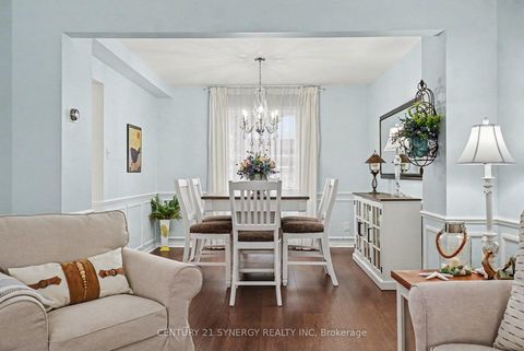 Photo 8 at 1916 Leclair Crescent, Queenswood Heights South, Orleans