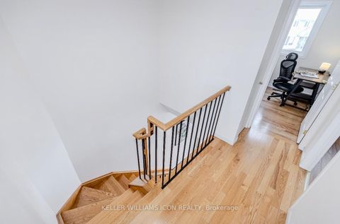 Photo 9 at 8 - 104 Mcdermot Court, Katimavik, Kanata