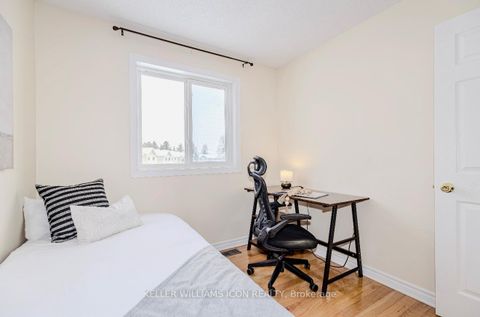 Photo 14 at 8 - 104 Mcdermot Court, Katimavik, Kanata