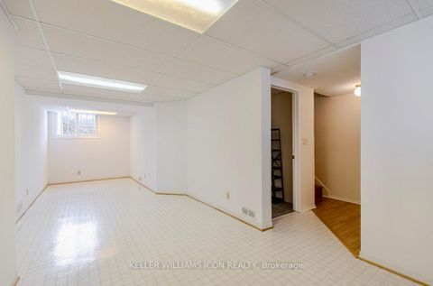 Photo 19 at 8 - 104 Mcdermot Court, Katimavik, Kanata