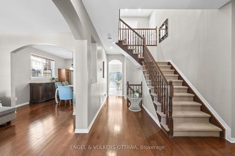 Photo 5 at 406 Keith Crescent, Mer Bleue/Bradley Estates/Anderson Park, Orleans