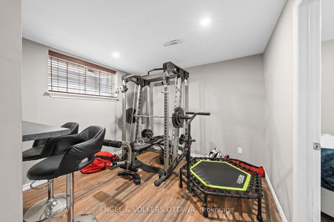 Photo 37 at 406 Keith Crescent, Mer Bleue/Bradley Estates/Anderson Park, Orleans