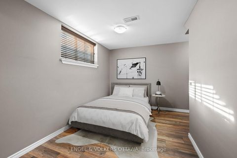 Photo 38 at 406 Keith Crescent, Mer Bleue/Bradley Estates/Anderson Park, Orleans