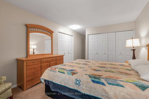 Photo 20 at 16 - 32 Innesbrook Court, Stittsville (Central), Stittsville