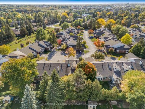 Photo 38 at 16 - 32 Innesbrook Court, Stittsville (Central), Stittsville