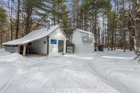 Photo 7 at 959 Bathurst 6 Concession, Bathurst/Burgess & Sherbrooke (Bathurst) Twp, Tay Valley