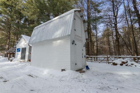 Photo 8 at 959 Bathurst 6 Concession, Bathurst/Burgess & Sherbrooke (Bathurst) Twp, Tay Valley