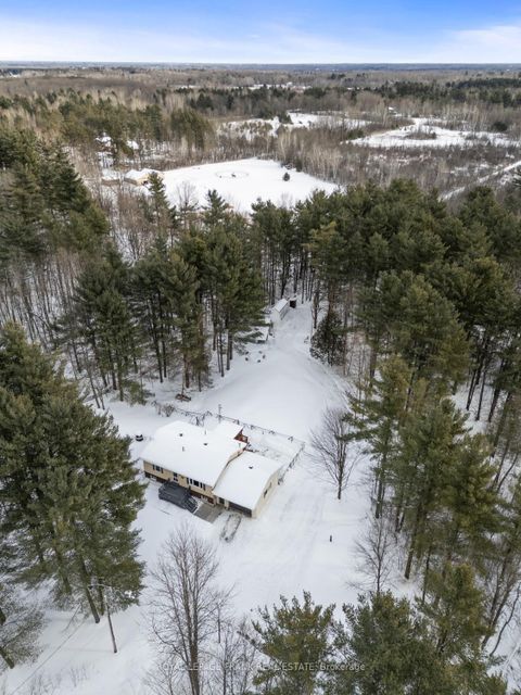 Photo 9 at 959 Bathurst 6 Concession, Bathurst/Burgess & Sherbrooke (Bathurst) Twp, Tay Valley