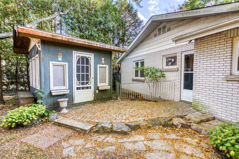 Photo 6 at 55 Drummond Street W, Perth