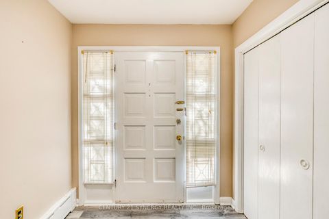 Photo 7 at 55 Drummond Street W, Perth