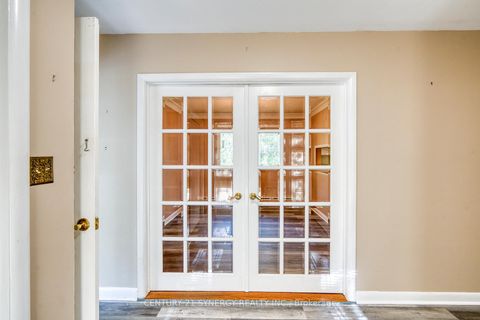 Photo 8 at 55 Drummond Street W, Perth