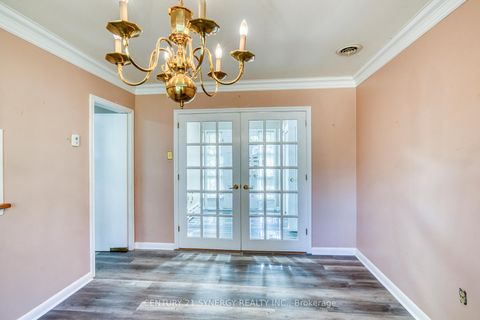 Photo 12 at 55 Drummond Street W, Perth