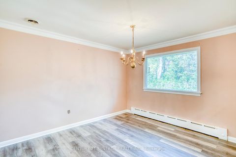 Photo 13 at 55 Drummond Street W, Perth