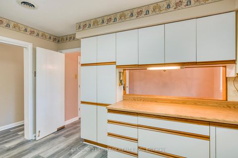 Photo 17 at 55 Drummond Street W, Perth