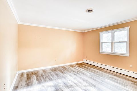 Photo 18 at 55 Drummond Street W, Perth