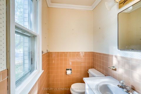 Photo 20 at 55 Drummond Street W, Perth