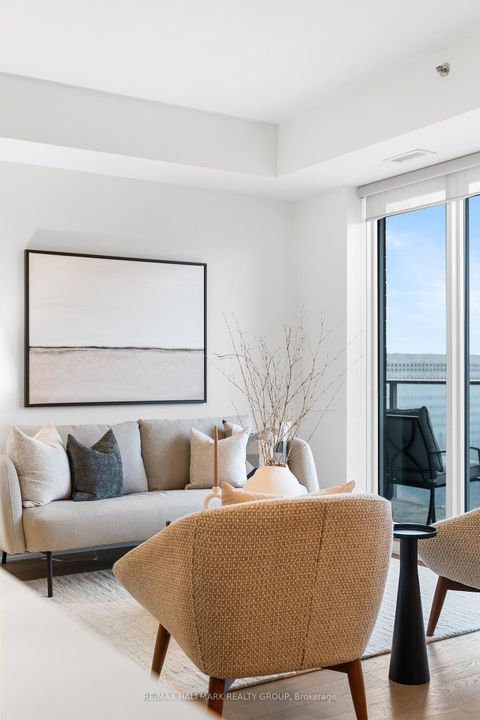 Photo 4 at 1007 - 428 Sparks Street, Ottawa Centre