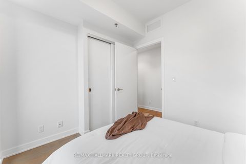 Photo 41 at 1007 - 428 Sparks Street, Ottawa Centre