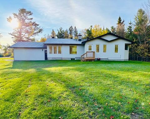 Photo 3 at 135 Manion Road, Huntley Ward (South West), Carp