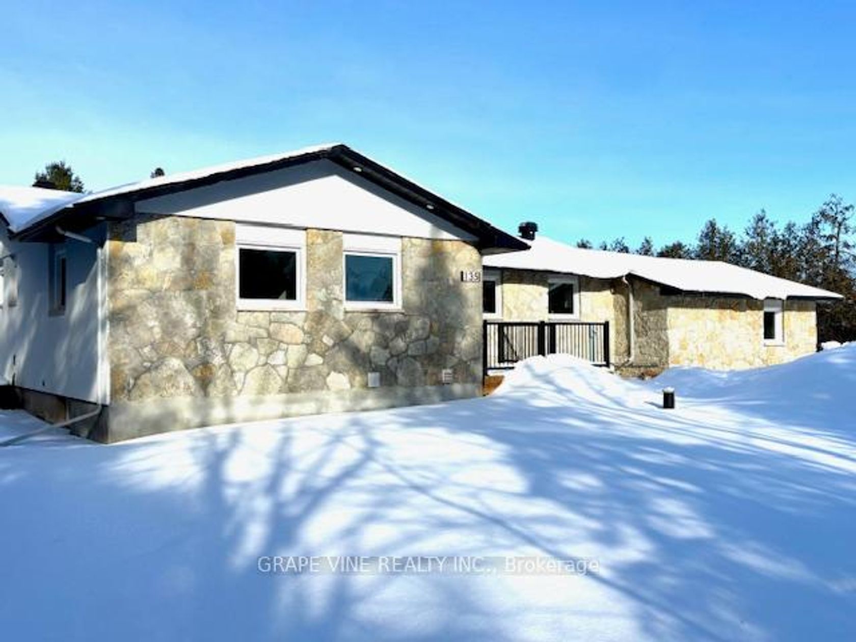 135 Manion Road, Huntley Ward (South West), Carp 2