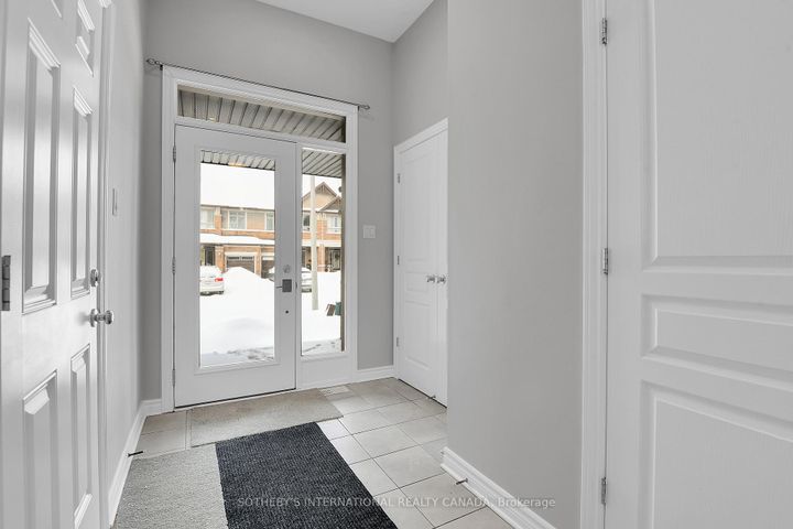 Photo 2 at 116 Popplewell Crescent, Nepean (Cedargrove/Fraserdale), Ottawa