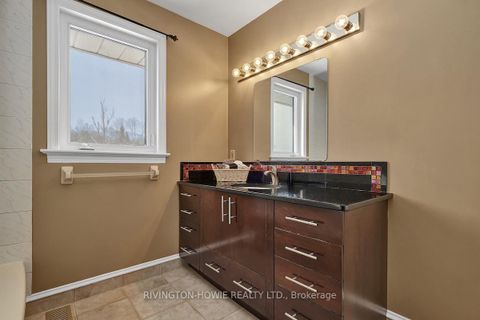 Photo 23 at 109 Huntley Manor Drive, Huntley Ward (South East), Carp