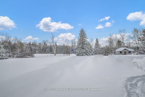 Photo 34 at 109 Huntley Manor Drive, Huntley Ward (South East), Carp