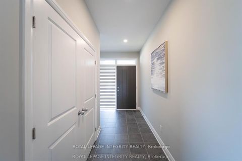 Photo 4 at 28 Greensand Place, Kanata Lakes/Heritage Hills, Kanata