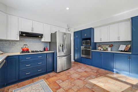 Photo 12 at 1231 Clothier Court, Manotick Village & Manotick Estates, Manotick