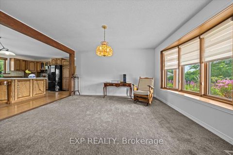 Photo 2 at 3382 Carp Road, Huntley Ward (South East), Carp