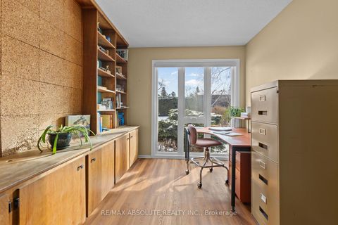 Photo 10 at 22 Banting Crescent, Beaverbrook, Kanata
