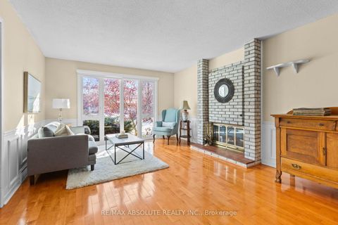 Photo 14 at 22 Banting Crescent, Beaverbrook, Kanata