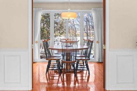 Photo 18 at 22 Banting Crescent, Beaverbrook, Kanata