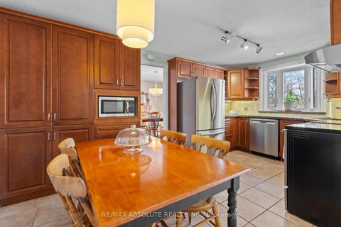 Photo 19 at 22 Banting Crescent, Beaverbrook, Kanata