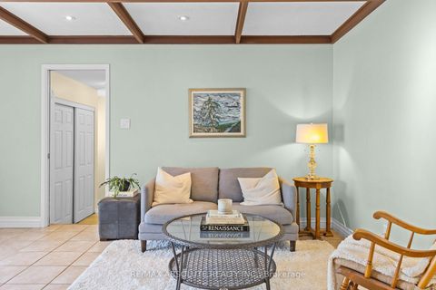 Photo 24 at 22 Banting Crescent, Beaverbrook, Kanata